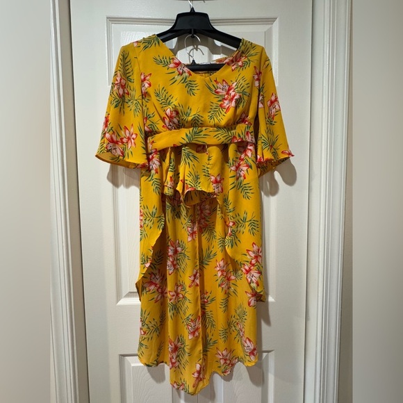 IRIS Floral Yellow Dress outfit w shorts and crop top. Size XL - Picture 1 of 16